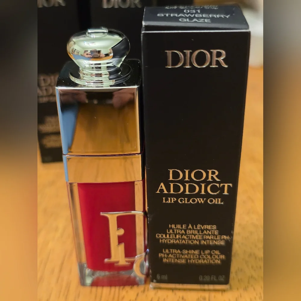 Dior Addict Lip Glow Oil 031 Strawberry. BNIB💥NEW💥